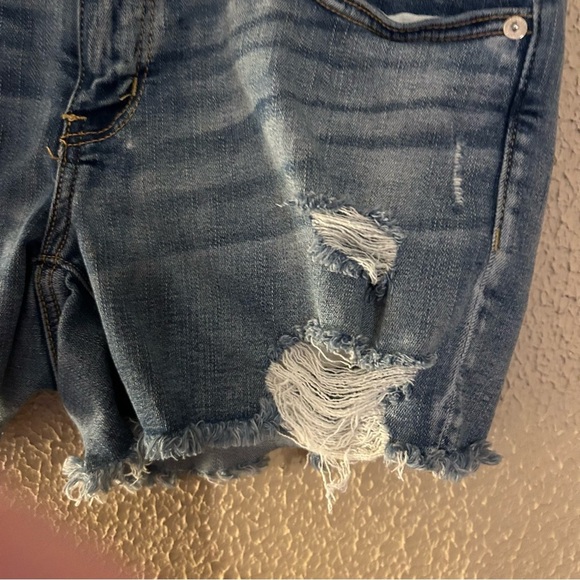 American Eagle Outfitters Next Level Stretch X Distressed Jean Shorts Size 12 - Picture 7 of 10